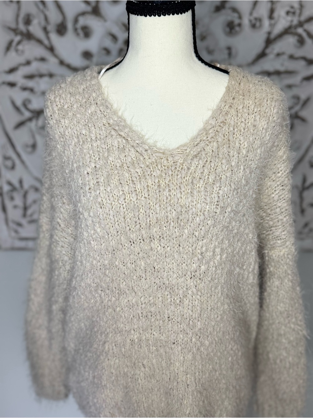 Altar’d State Cream Eyelash Knit Sweater M/L